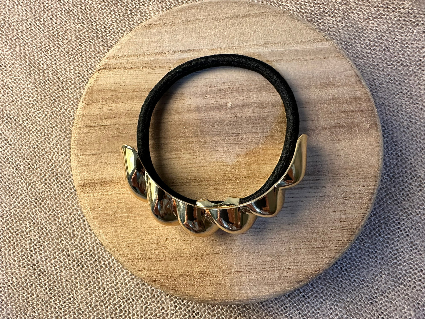 HAIR TIE