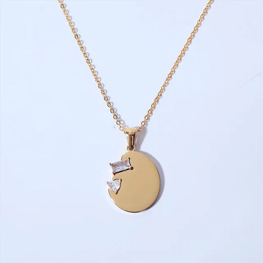 GEOMETRIC CUTOUT NECKLACE