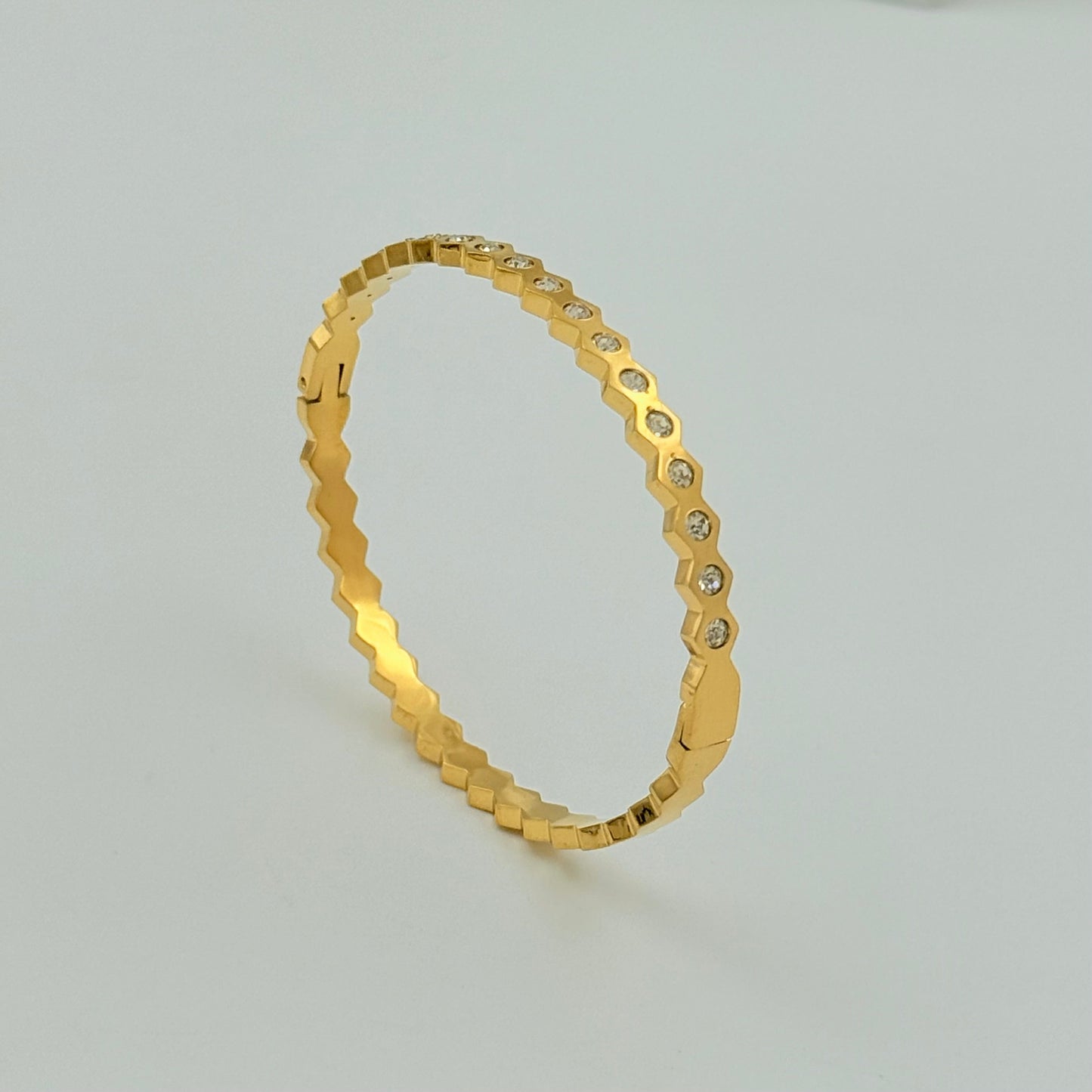ZIG-ZAG SPARKLE BANGLE BRACELET