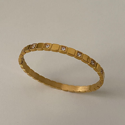 SQUARE-CUT SPARKLE BANGLE BRACELET