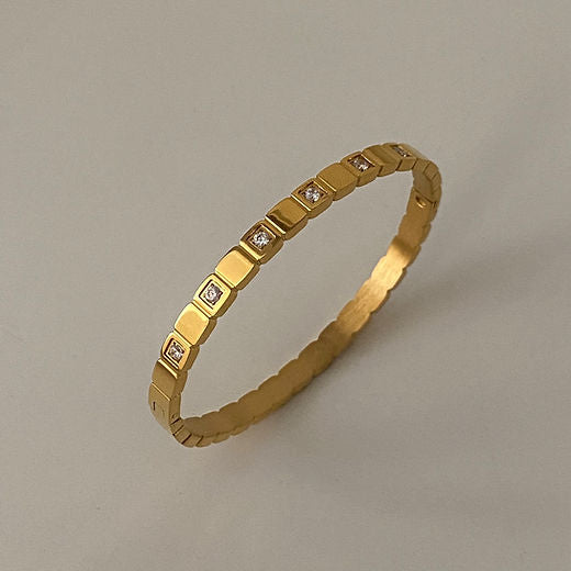 SQUARE-CUT SPARKLE BANGLE BRACELET