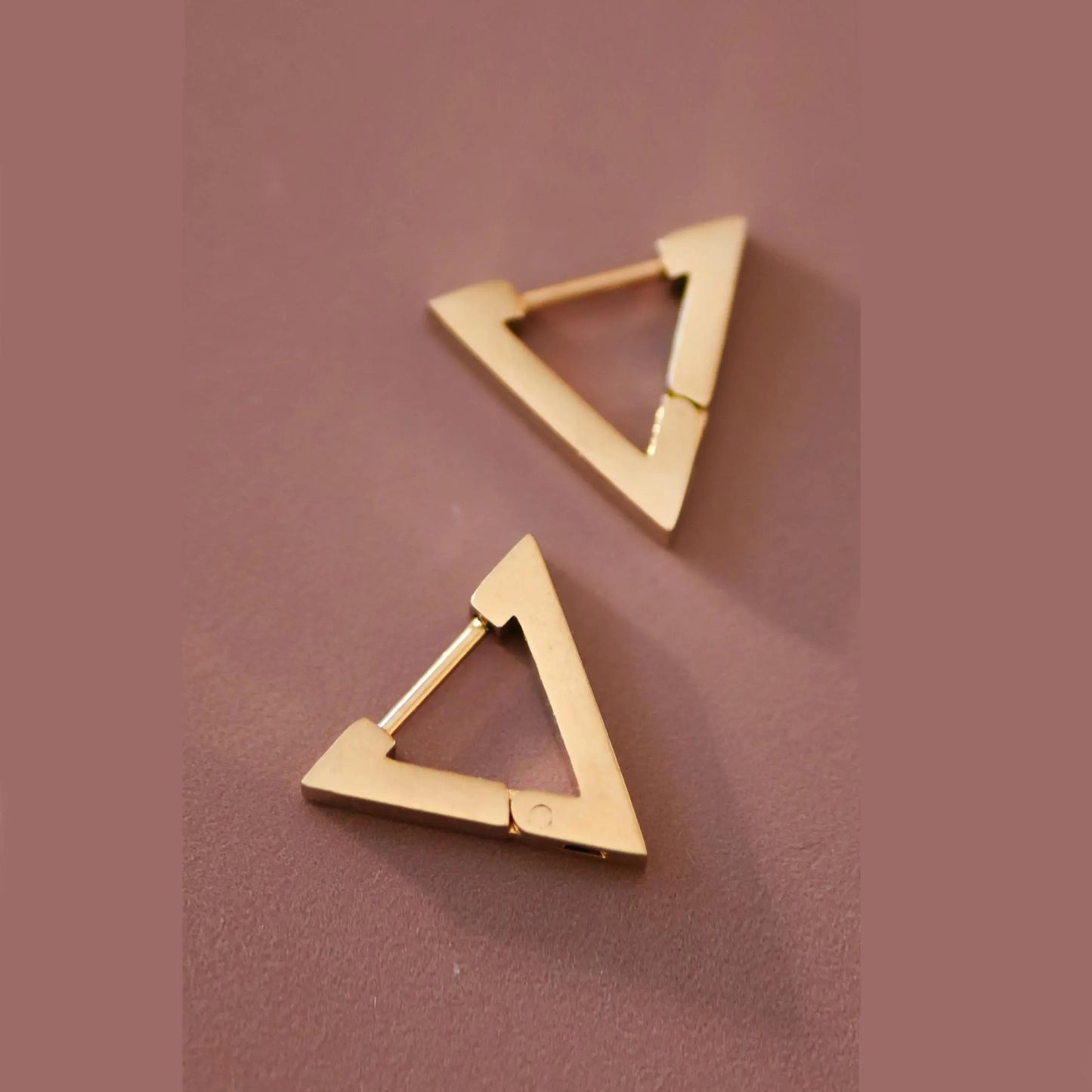 TRIANGLE HOOP EARRINGS