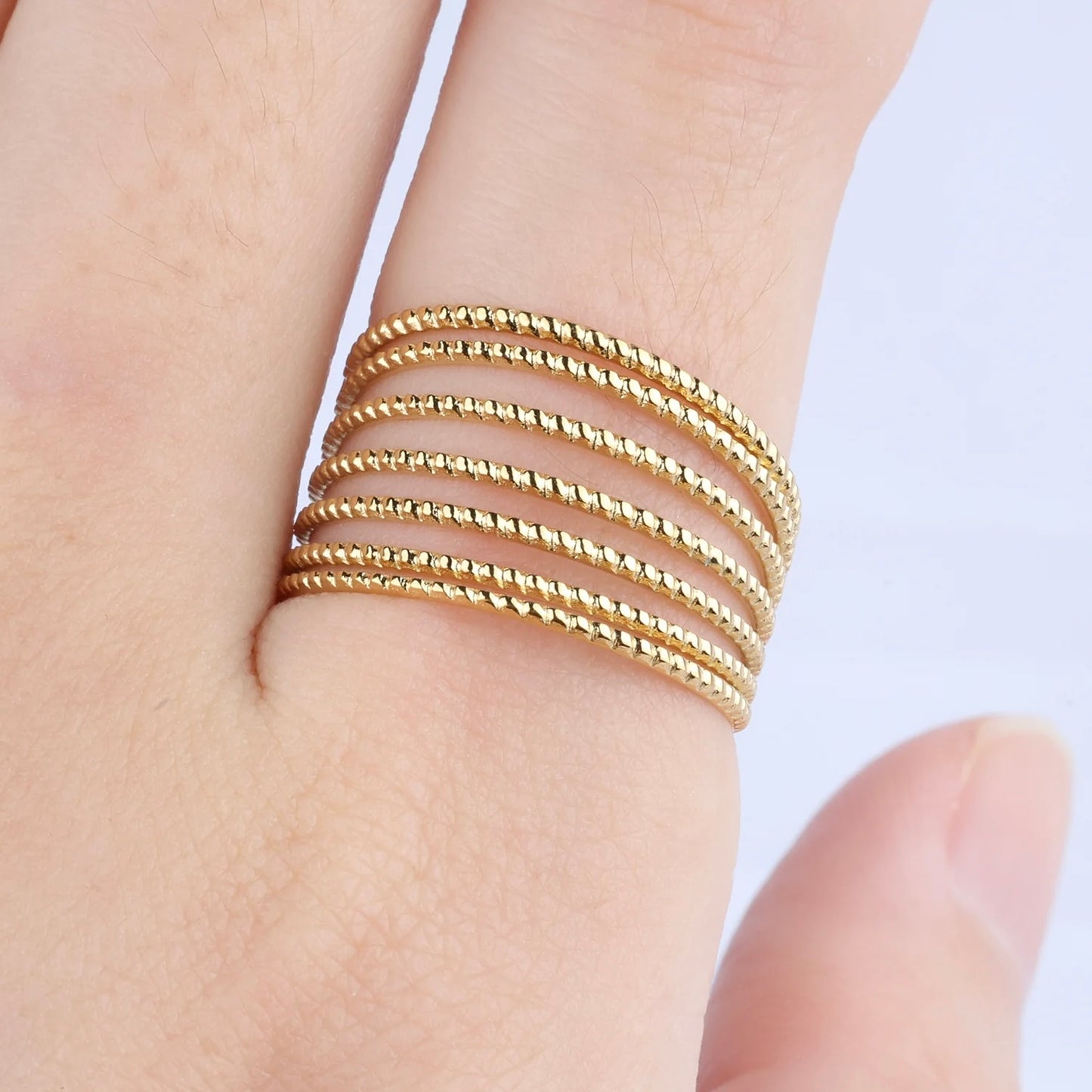 SEVEN-LAYERED TWIST RING