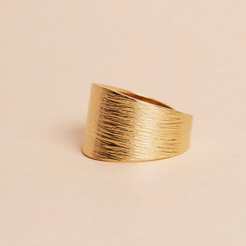 AURORA TEXTURED RING