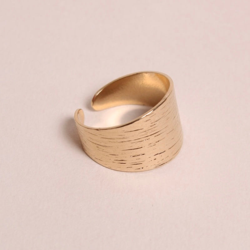 AURORA TEXTURED RING