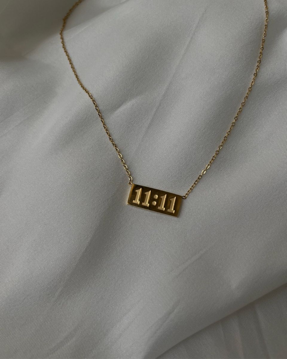 11:11 SQUARE NECKLACE