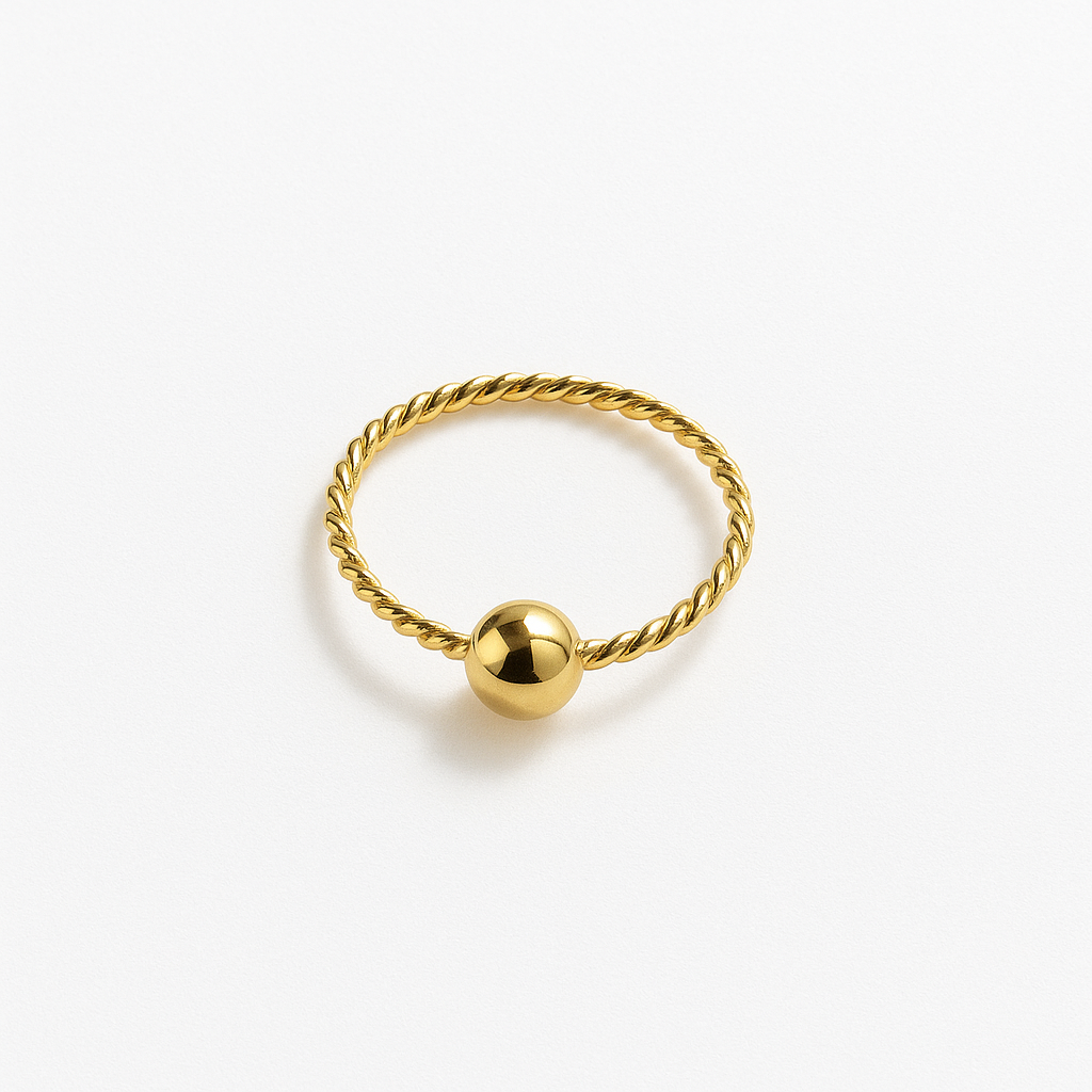 TWISTED KNOT RING