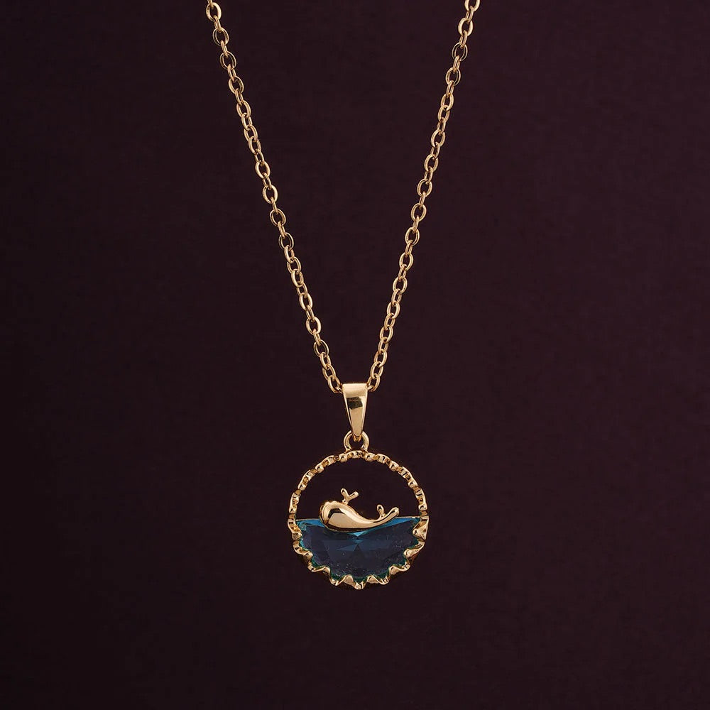 WHALE PENDANT NECKLACE
