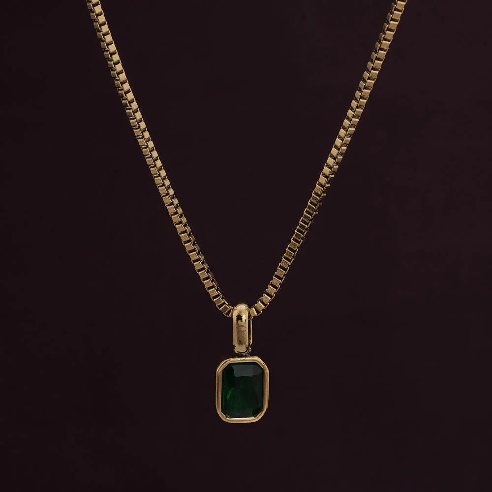 Emerald Radiance Pendant Necklace