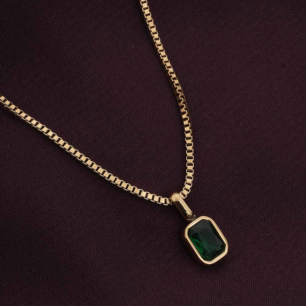 Emerald Radiance Pendant Necklace