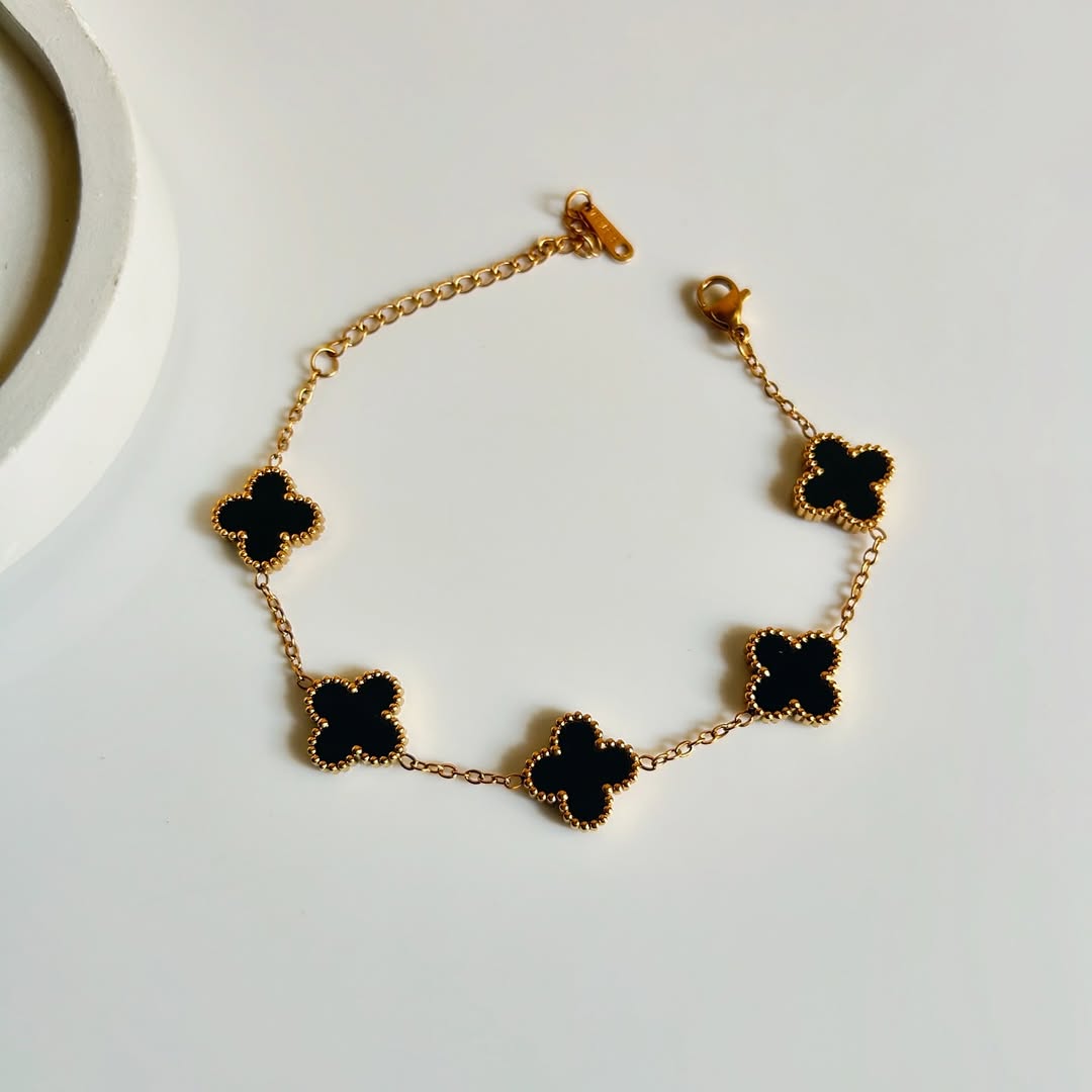 BLACK CLOVER BRACELET