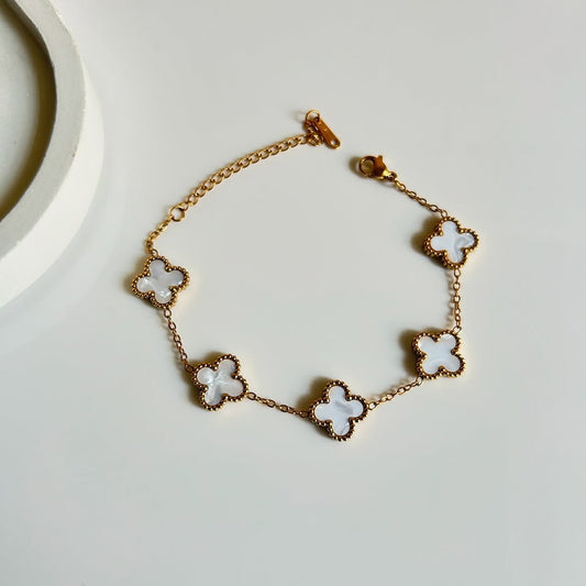 WHITE CLOVER BRACELET