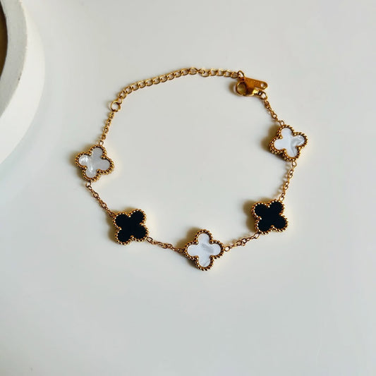 REVERSIBLE CLOVER BRACELET