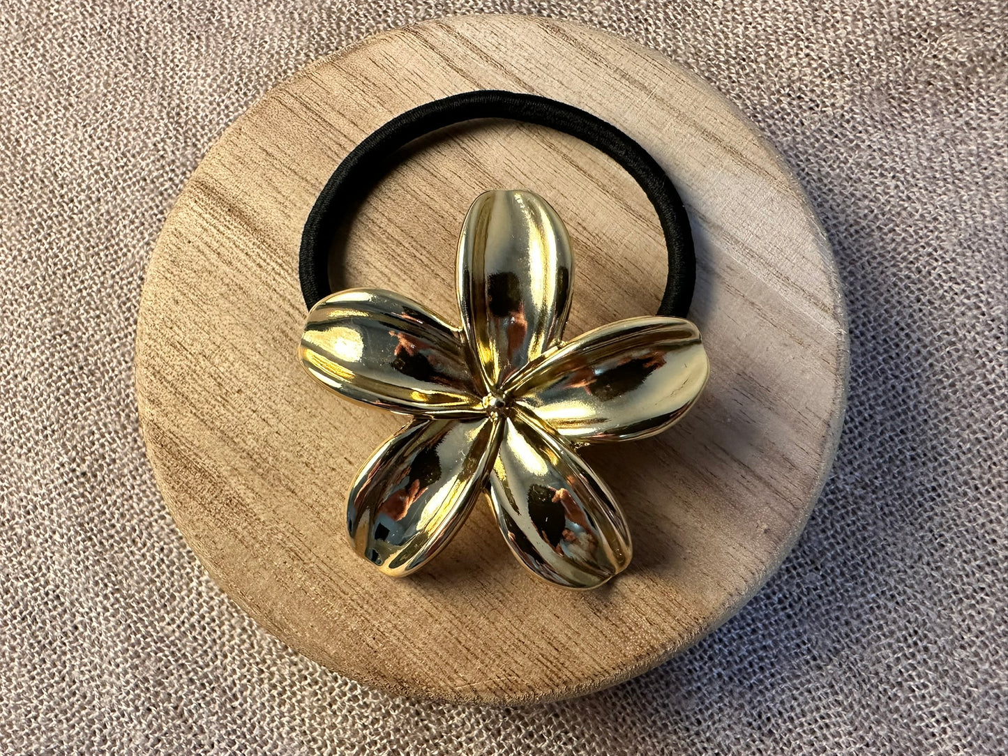 FLOWER HAIR TIE