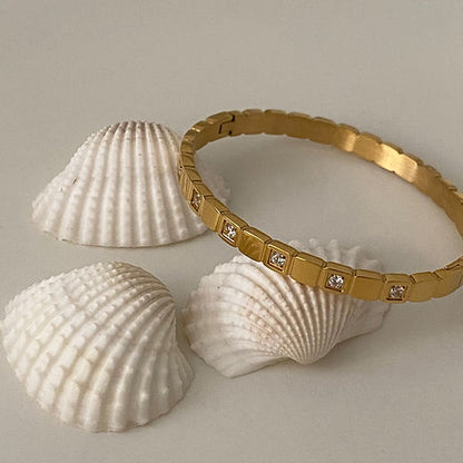 SQUARE-CUT SPARKLE BANGLE BRACELET