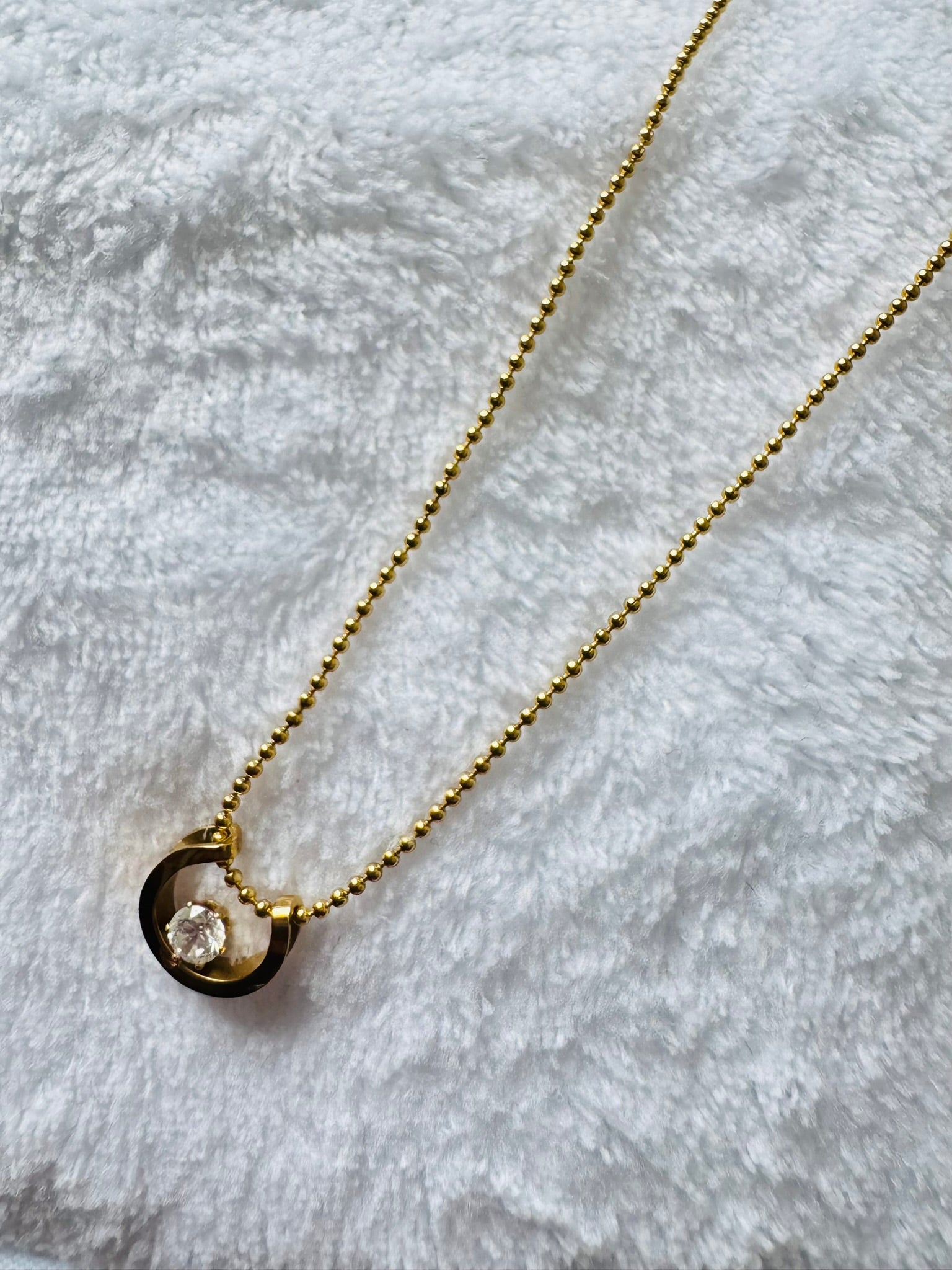 MOON NECKLACE