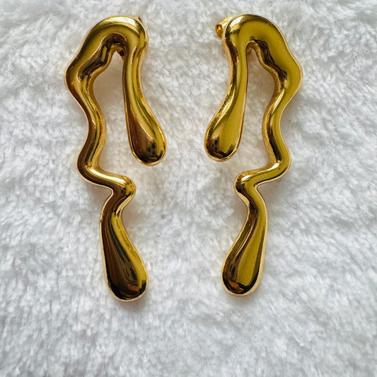WATER DROP EARRINGS