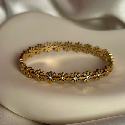DAISY BLOSSOM BANGLE BRACELET